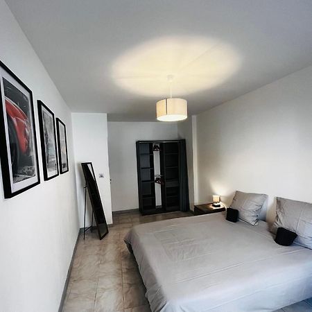 Appartement T2 Dans Le Centre Ville De Каркассон Экстерьер фото